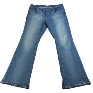 Levis womens 725 high rise bootcut medium wash jeans. Size 33. No distress